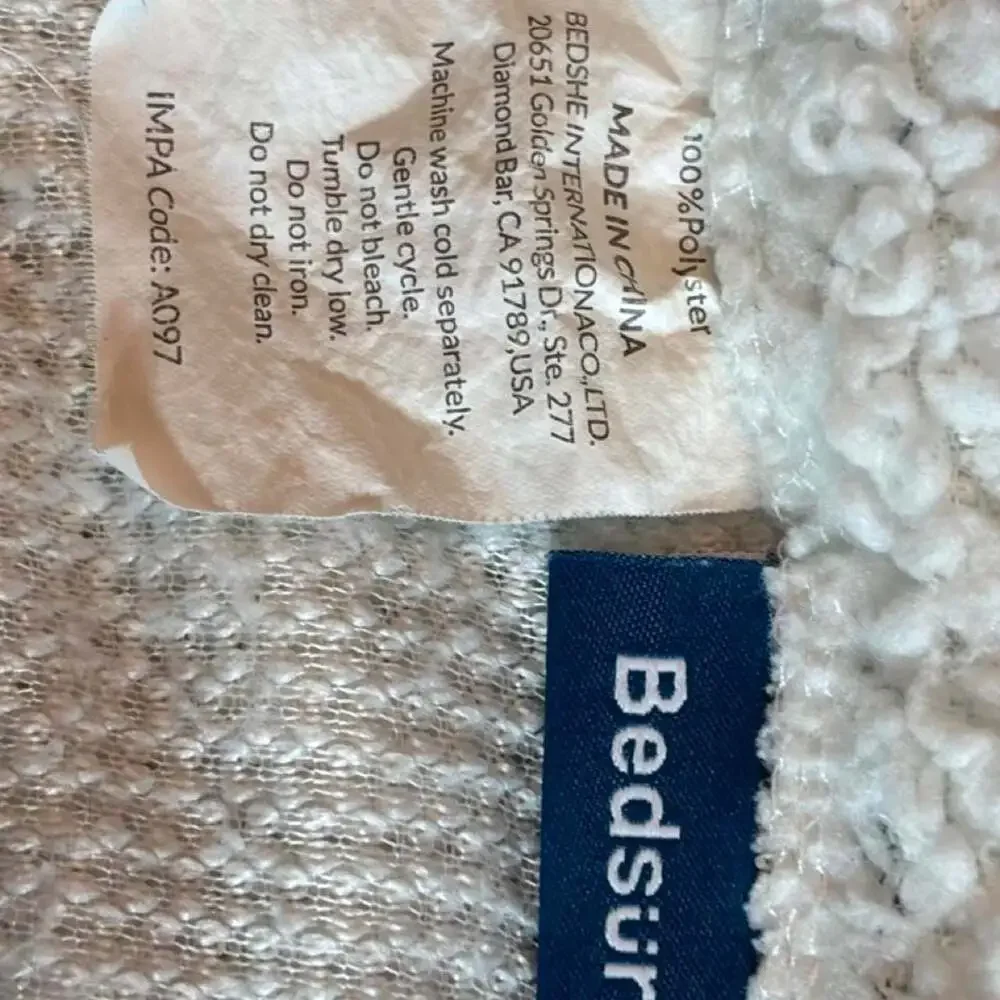 Bedsure Fleece And Satin White Polyester Blanket